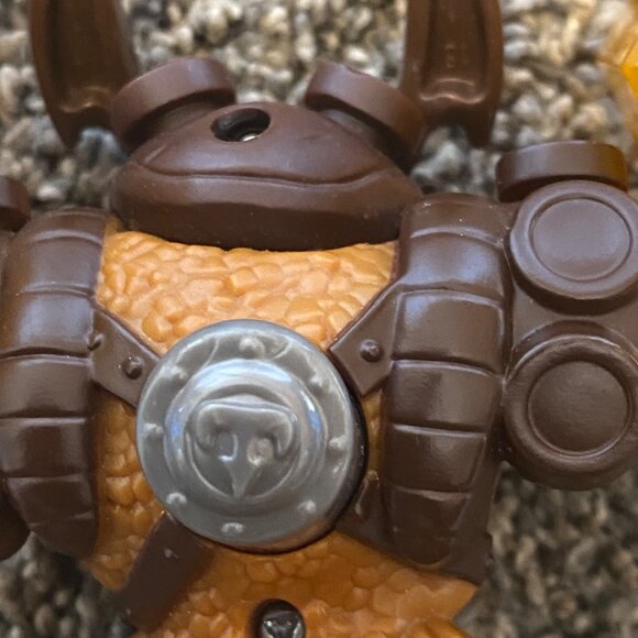 Skylanders Trap Team Wallop Giants Crusher Action Figure 5”x 3.5” McDonald's - Picture 4 of 6